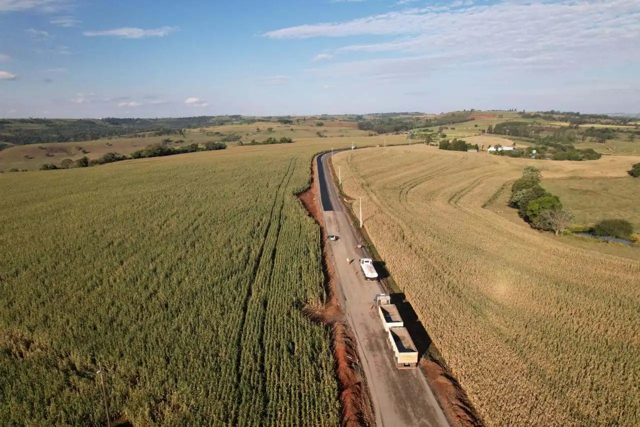 Nova estrada entre Ramilândia e Santa Helena chega a 59,62% de execução Foto: DER